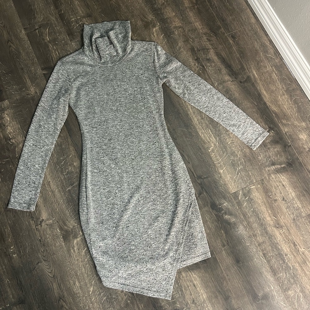 Gianni Bini turtleneck dress